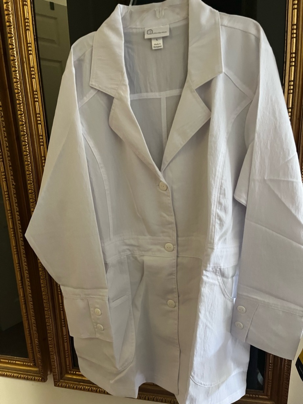 WonderWink White Button-Front Jacket